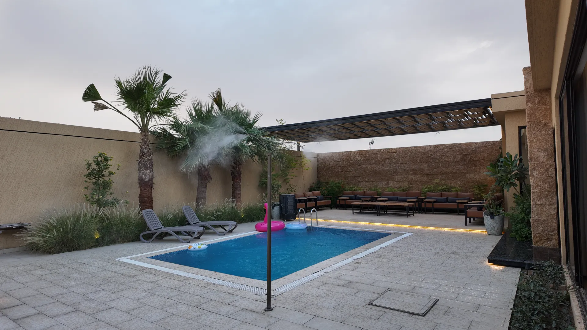 سمرة 2 - مسبح
